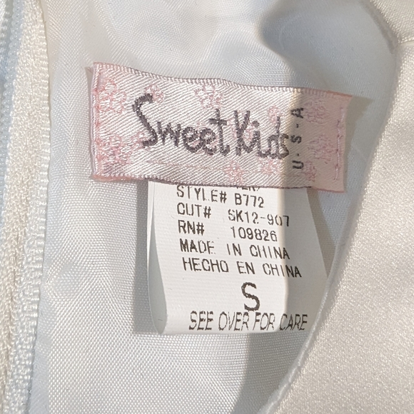Sweet Kids USA Formal Special Occasion Dress - Size Small - Picture 8 of 9